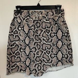 Hot Zara Snakeskin skirt